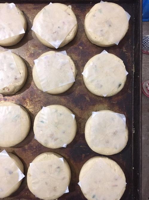 江阴长泾吃瓜,夏日吃瓜盛宴，品味乡村风情