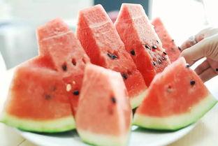 临朐吃瓜抖音事件,揭秘网络舆论的狂欢与反思