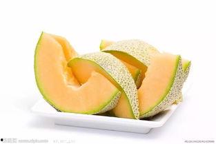 邹佳佳吃哈密瓜,邹佳佳的哈密瓜美食之旅